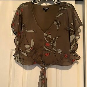 Express Flutter Sleeve/Crop Top